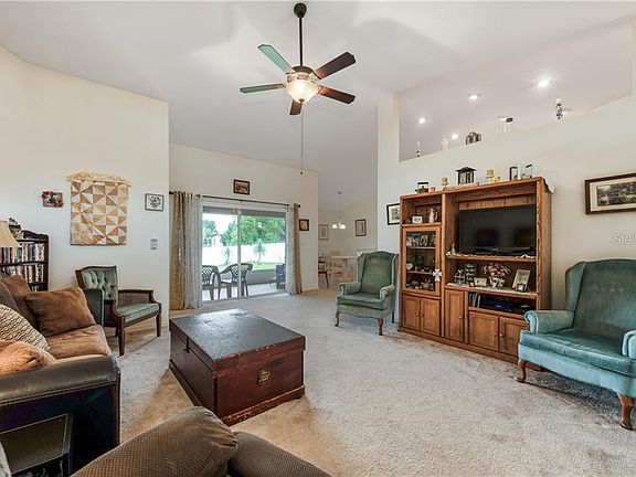 5th image of 1029 Merrimack Blvd