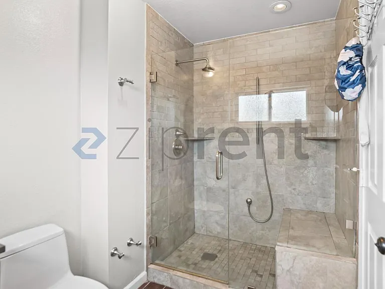 6225 Hokett Way — Photo 21
