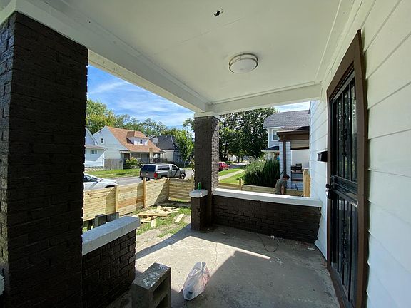Covered Front Porch
