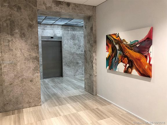 4th image of 100 Bayview Dr APT 1804