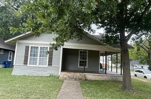 1001 W Morgan St Photo 1