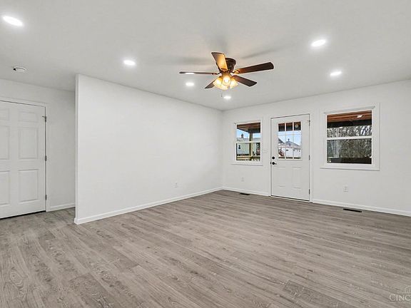 4th image of 330 Macy Ln