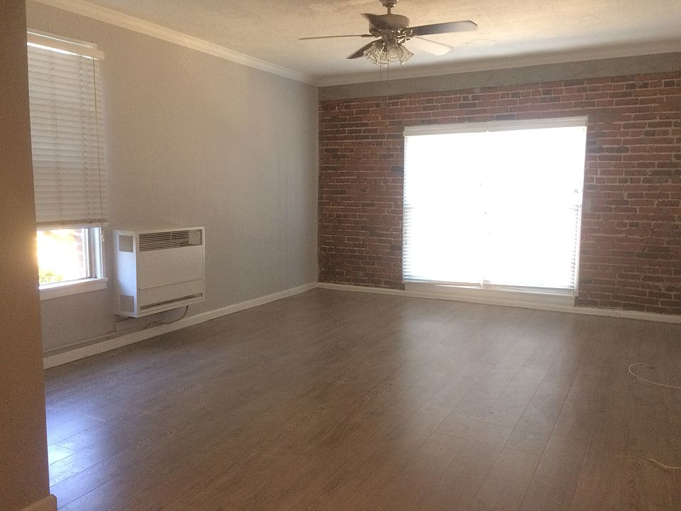 2nd image of 970 N Serrano Ave APT 1