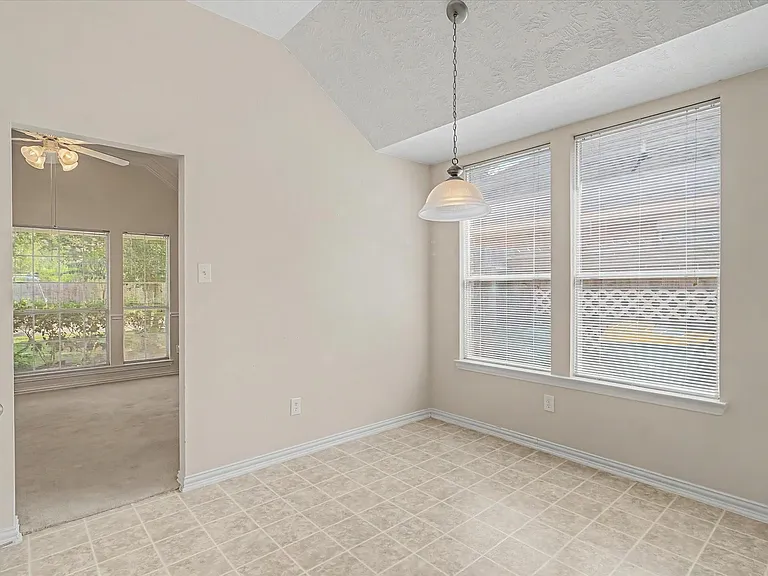 16011 Belleshire Glen Ln — Photo 8