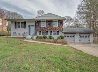 915 Parkwood Rd, Shelby, NC 28150