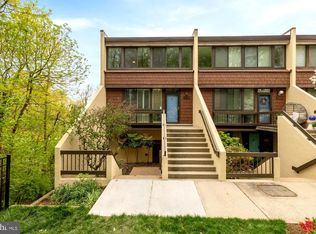 2328 S Quincy St #2, Arlington, VA 22204
