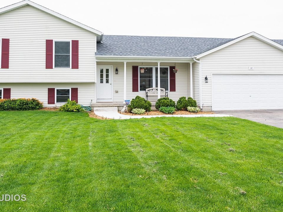 1st image of 107 Cottonwood Blvd