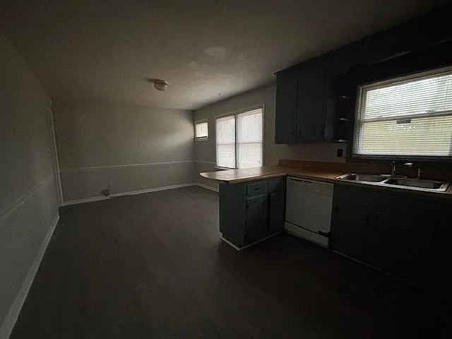 6204 Milford Drive — Photo 3