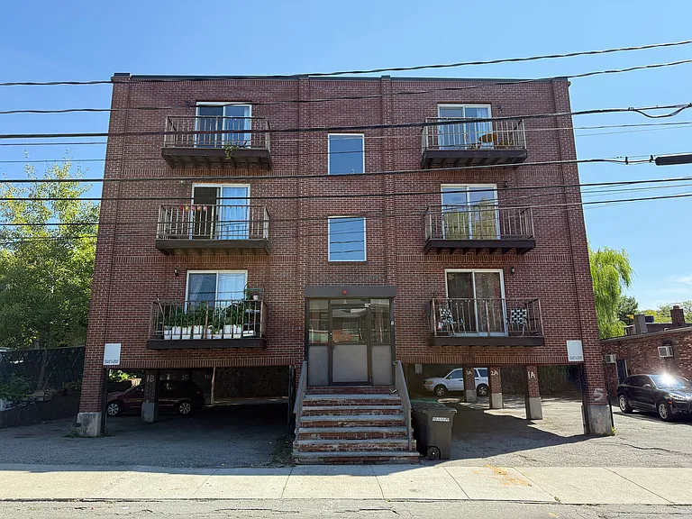 7 North St #2A — Photo 23