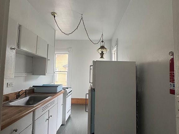 4th image of 1026 W Kalamazoo Ave #1026