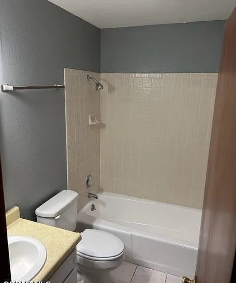 10708 Georgetown St — Photo 9