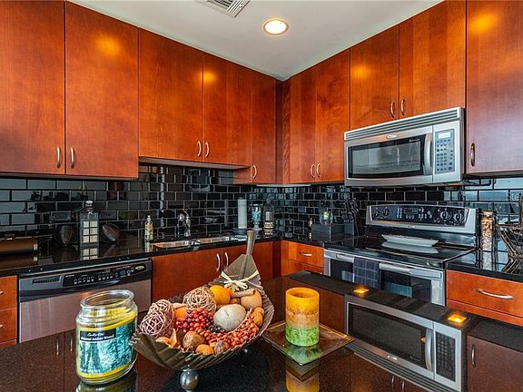 4th image of 777 N Ashley Dr Unit 3007