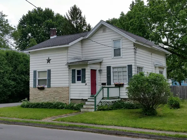 36 Barry St, Brockport, NY 14420