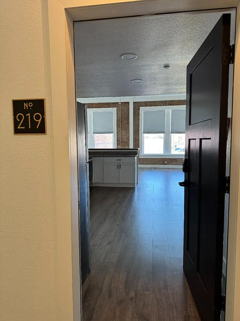 101 E Main St - #219 — Photo 2
