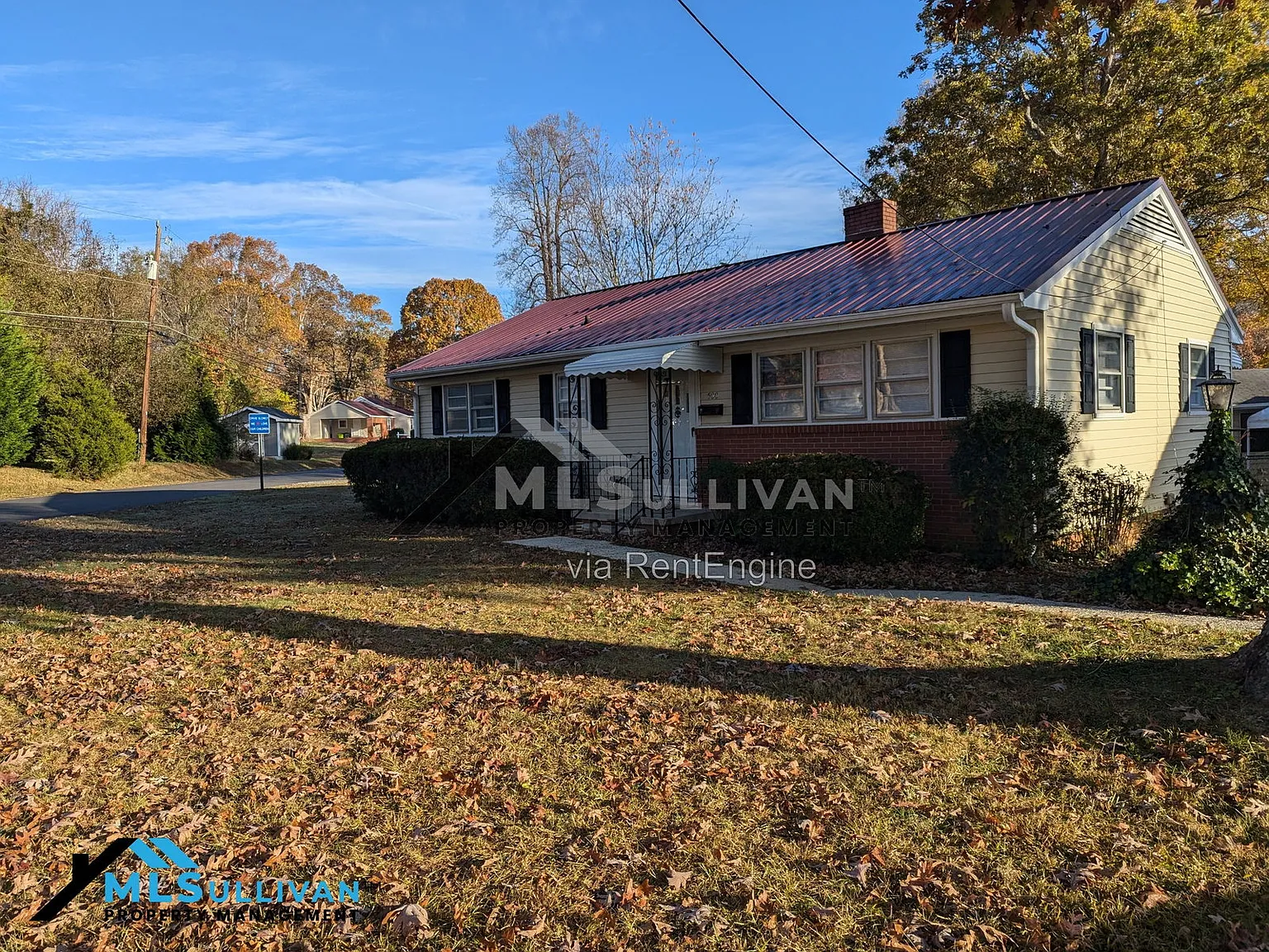 3 bed, 1.0 bath, 1053 sqft, $1,495 — Photo 1