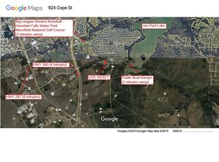 924 Cope St, Midlothian, TX 76065