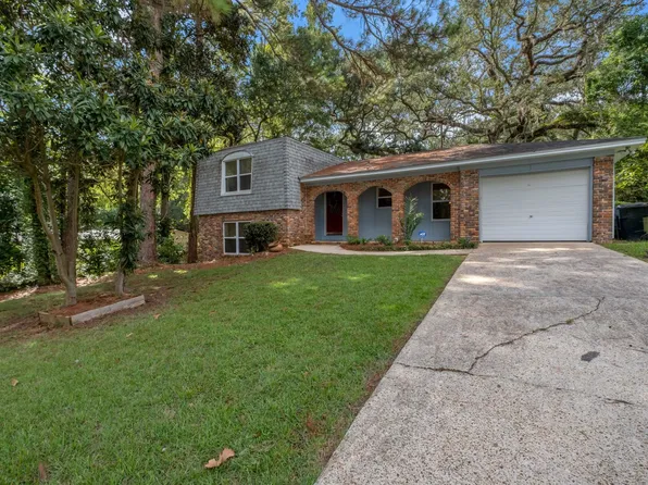 1709 Salmon Dr, Tallahassee, FL 32303
