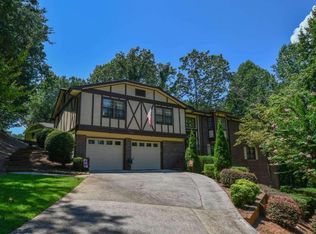2214 Colonial Cir, Gainesville, GA 30501