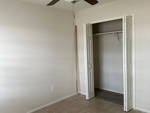 5th image of 1116 W Hall St #C