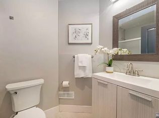 402 Cliff St, Fairview, NJ 07022