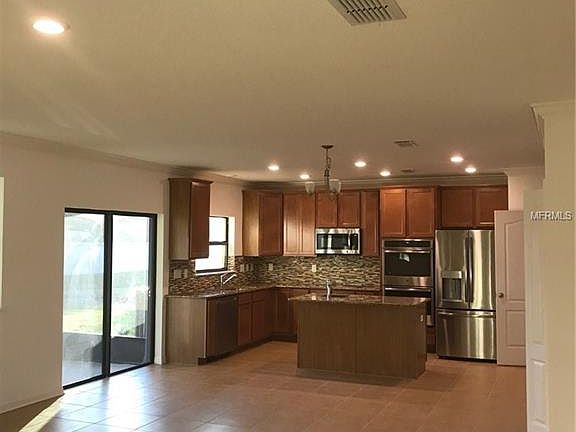 2nd image of 4748 Lindever Ln