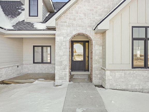 4th image of 1102 Winn Drive