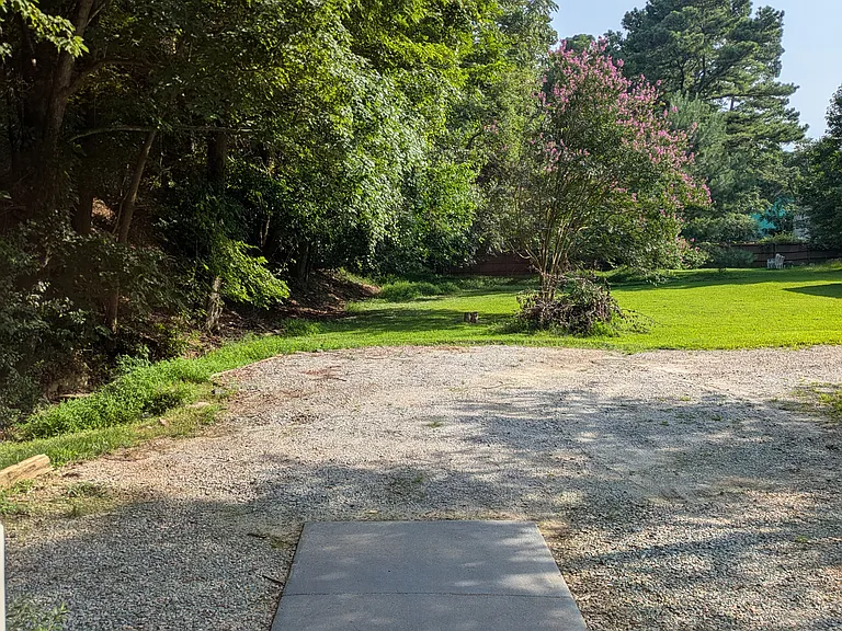 109 Dunn Ave — Photo 33
