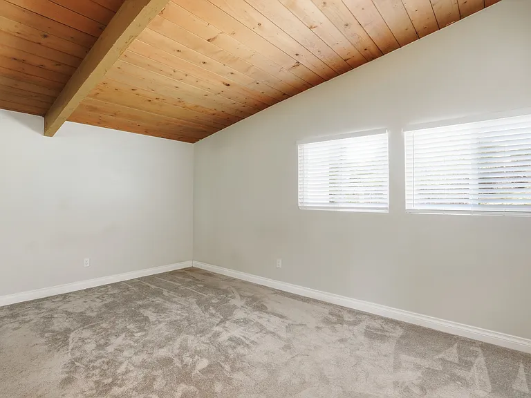 5424 Baja Dr — Photo 9