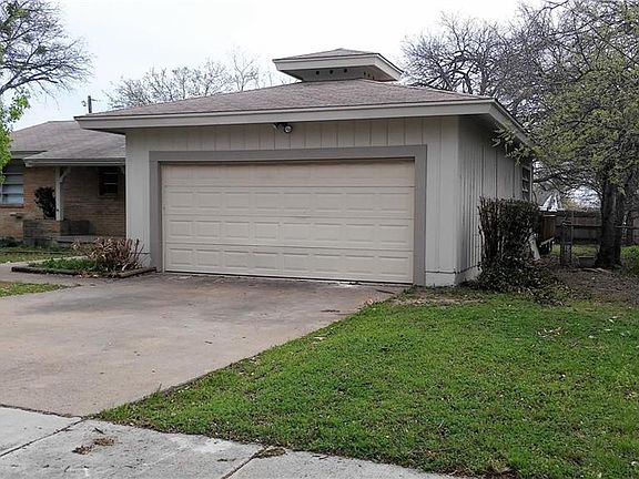4th image of 8259 Longford Dr