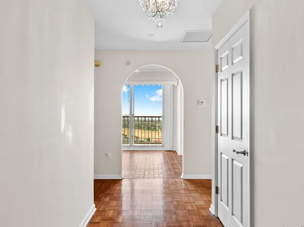 1 Towers Park Ln #2308, San Antonio, TX 78209