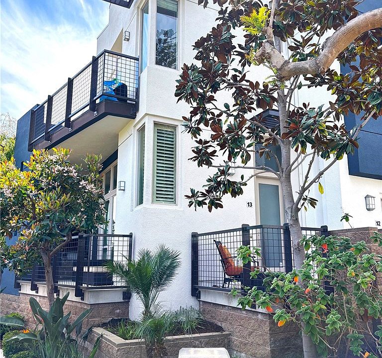1st image of 5404 W 149th Pl Unit 13