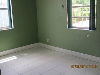 2nd image of 6220 SW 59th St