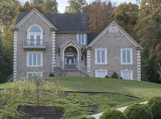 186 Blue Stone Hills Dr, Harrisonburg, VA 22801