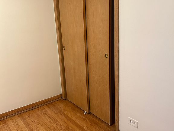 4th image of 3509 S Western Blvd #2