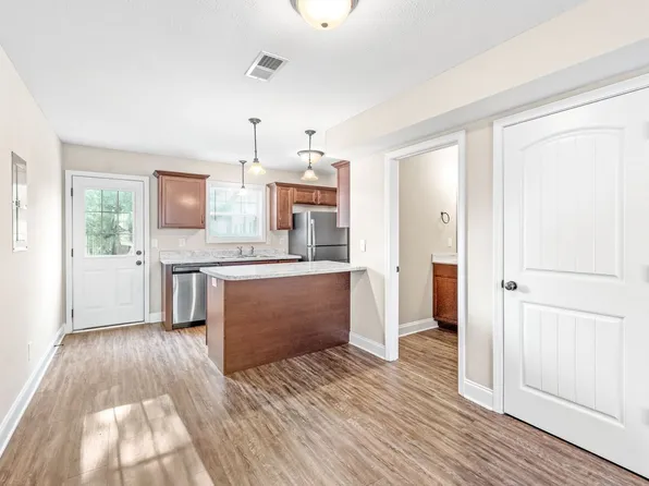 Spring Water Dr - 1760, 1760 Spring Water Dr #E, Clarksville, TN 37040