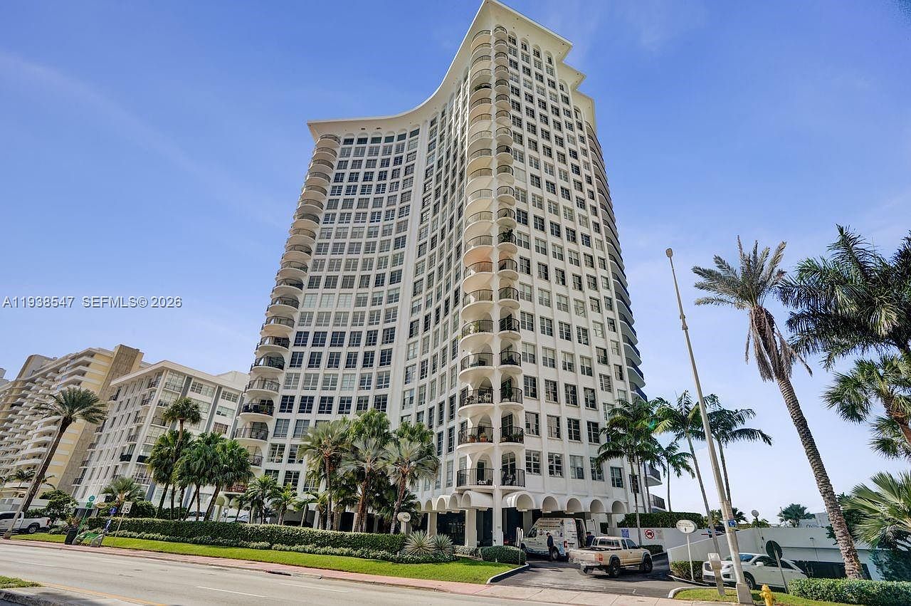 5660 Collins Ave APT 11E, Miami Beach, FL 33140 | Zillow