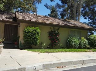 6 Meadowlark Ln, Oak Park, CA 91377