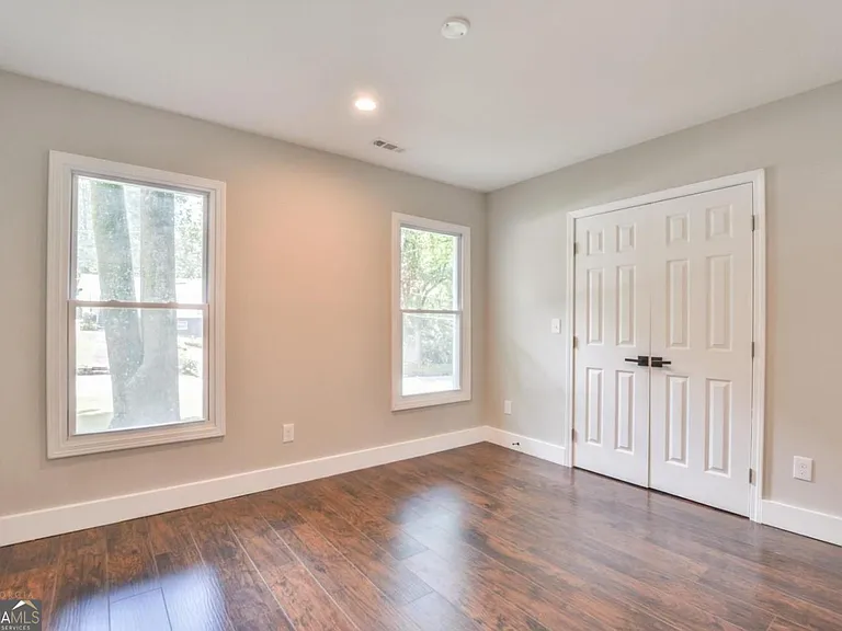 1391 Kennesaw Dr NW — Photo 11