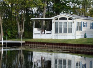 702 Bayside Ln, Coldwater, MI 49036