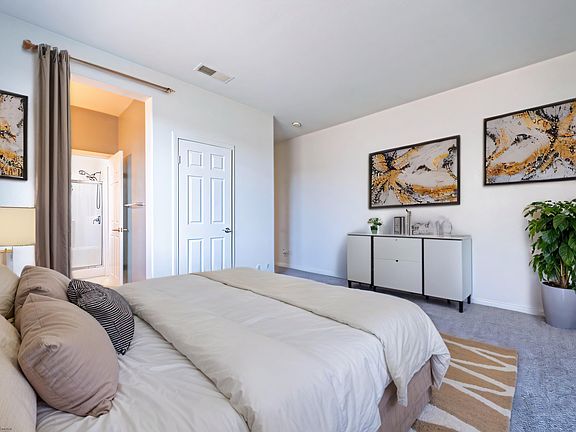 3rd image of 34309 Northhaven Dr #6