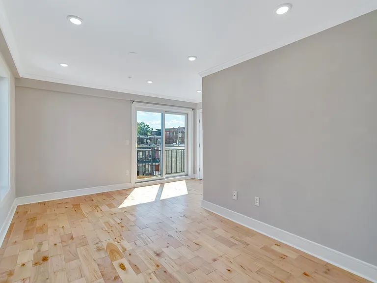 5128 Spruce St #2 — Photo 19