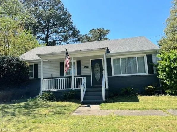 1906 Elmhurst Ln, Portsmouth, VA 23701