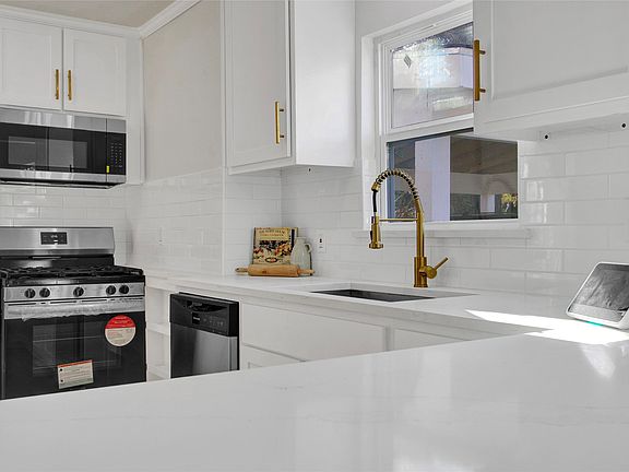 4th image of 4716 Siegel St #4716A