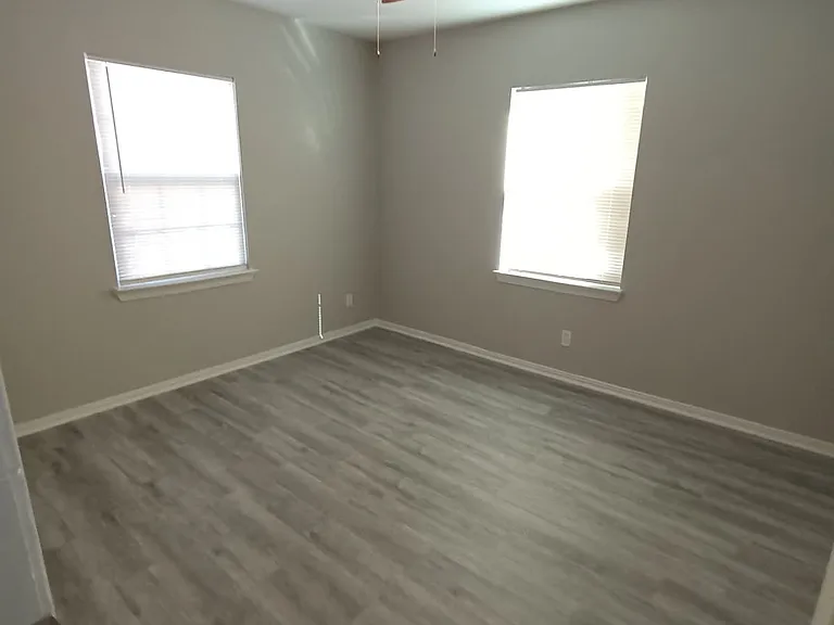 3220 Casino Dr — Photo 13
