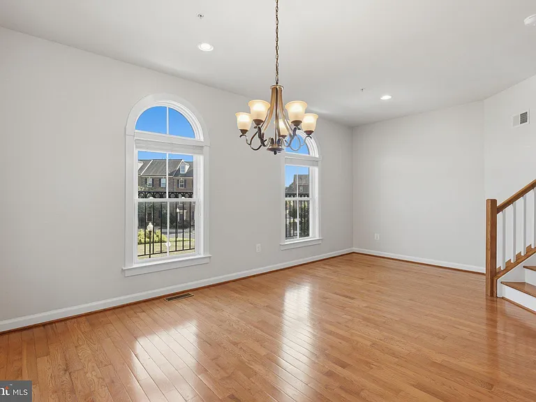 3589 Katherine Way — Photo 26
