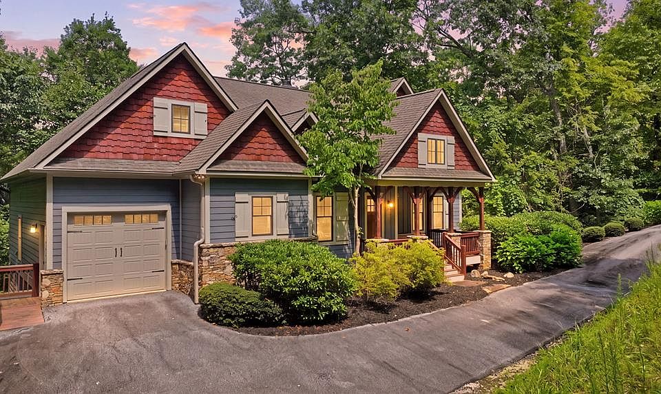 1st image of 130 Cross Vine Dr