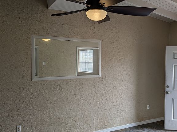 4th image of 8124 Herbison Ave