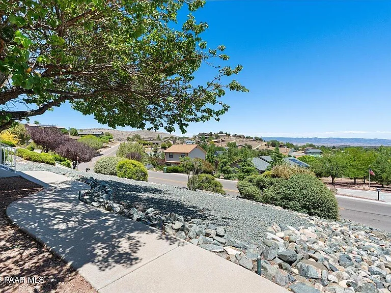 4968 Oriole Ct — Photo 4