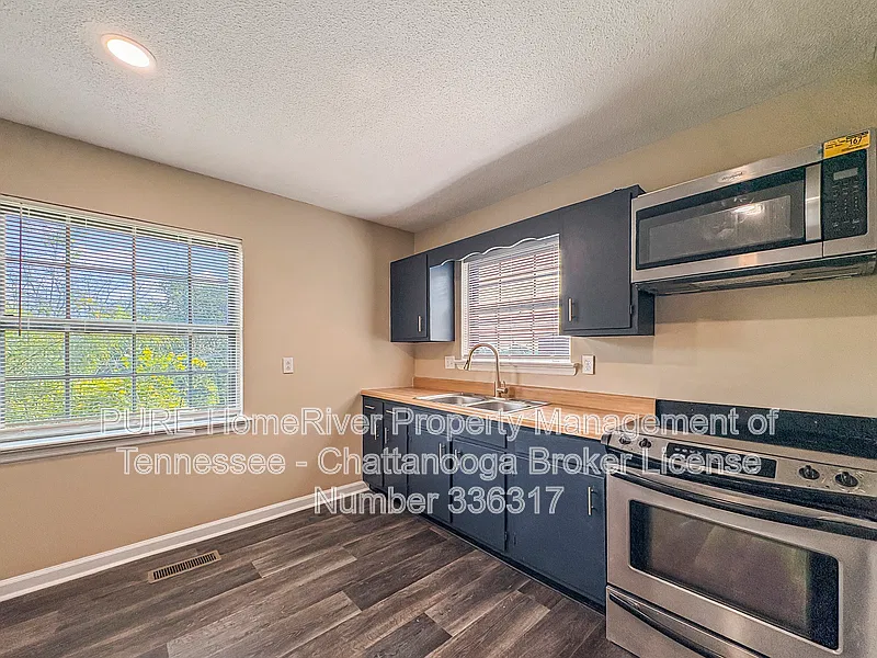 1 bed, 1.0 bath, 722 sqft, $1,100 — Photo 3