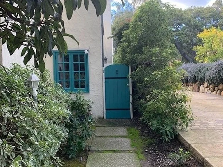 19 E Mission St — Photo 2